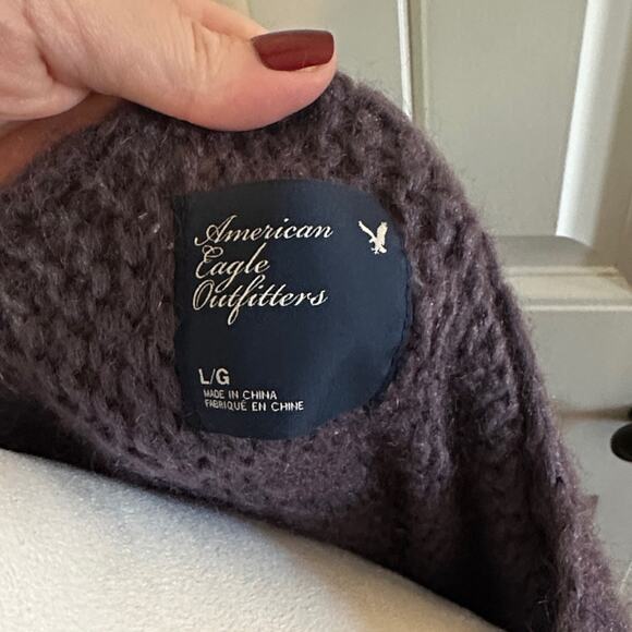 American Eagle Large Y2K Purple Wool/Mohair-Blend Open Knit V-Neck Sweater - Picture 3 of 9